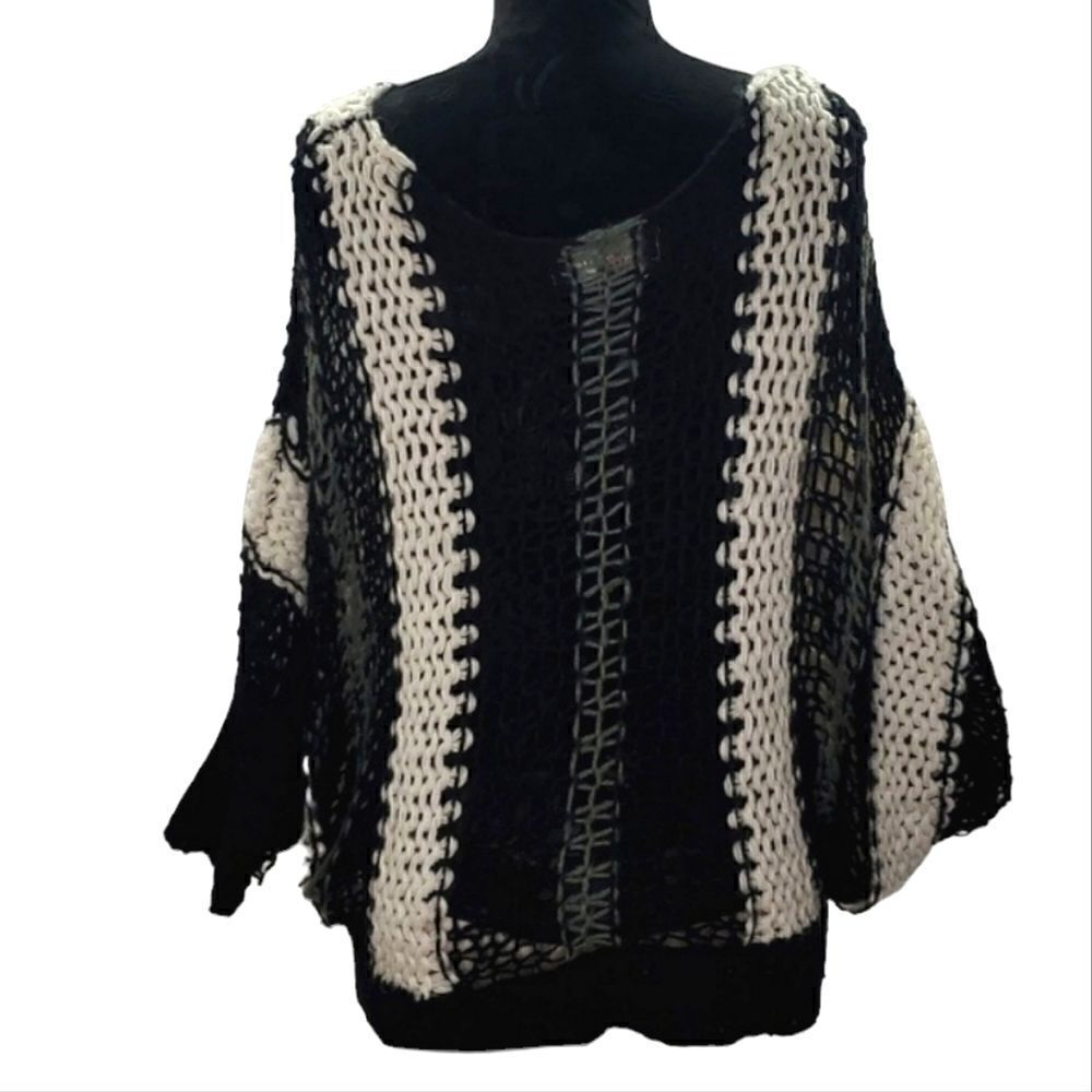 Lumiere Batwing Striped Crochet Knitted Oversized Wool Blend Sweater Size S/M - Picture 3 of 14
